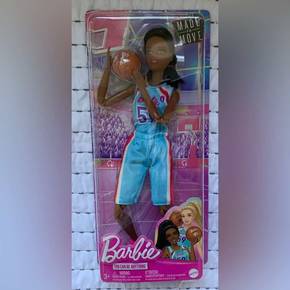 Made to Move Barbie Brunette Basketball Player Wearing Removable Uniform BBall - Picture 2 of 5